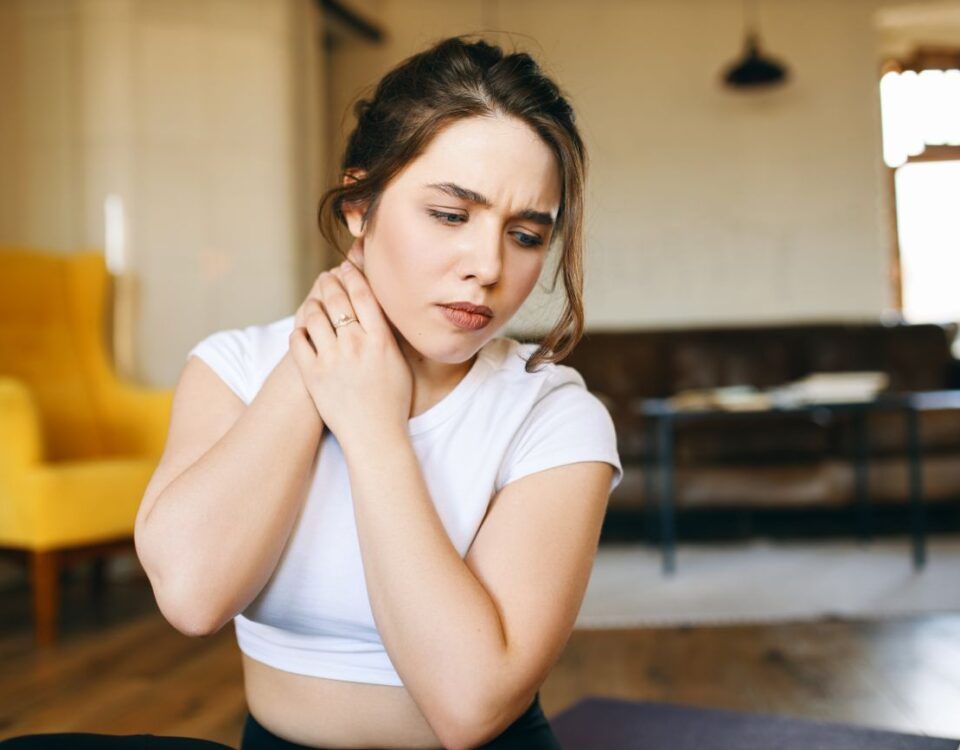 leacuri-batranesti-pentru-durerea-in-gat